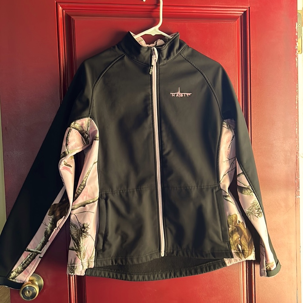 Realtree “Habit” Light weight jacket and size Large.